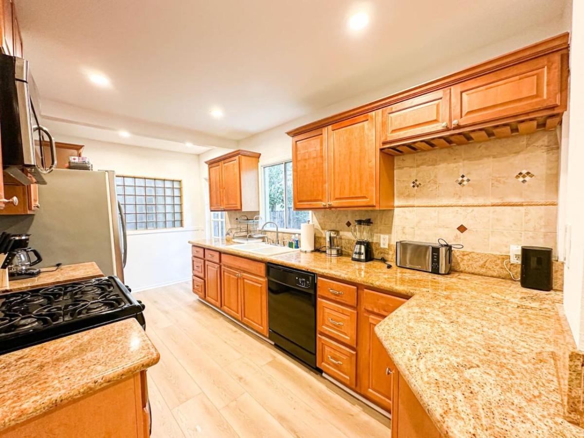 Beverly Hills-neighboring 2-br - Doh1-ww Сasa de vacaciones Los Ángeles